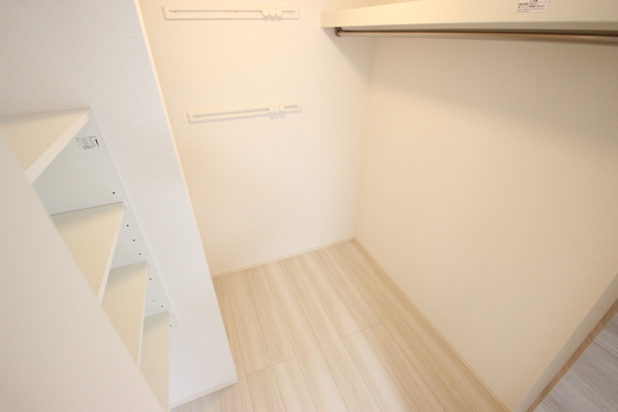 収納　※別部屋の写真です