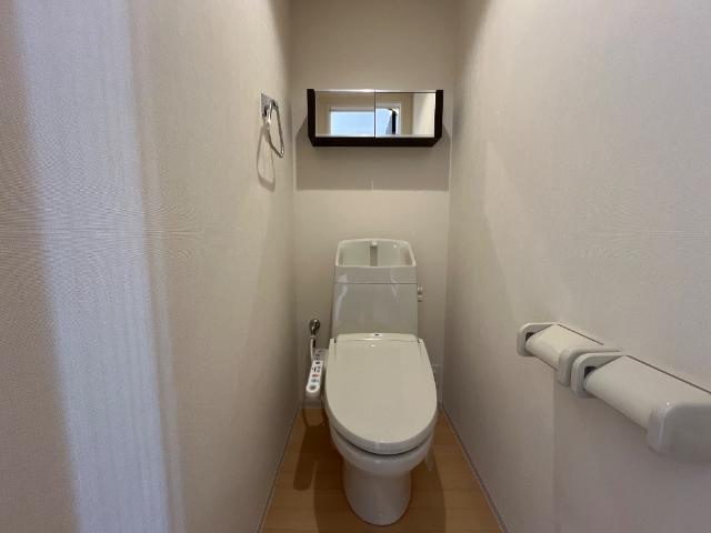 トイレ　シャワー付トイレ