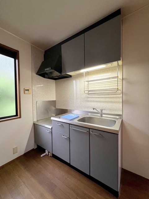 キッチン　上下の収納も豊富なガス２口設置可キッチン