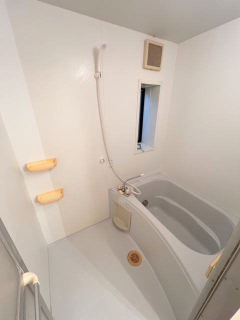 バス・シャワールーム　追焚機能付きバスルーム