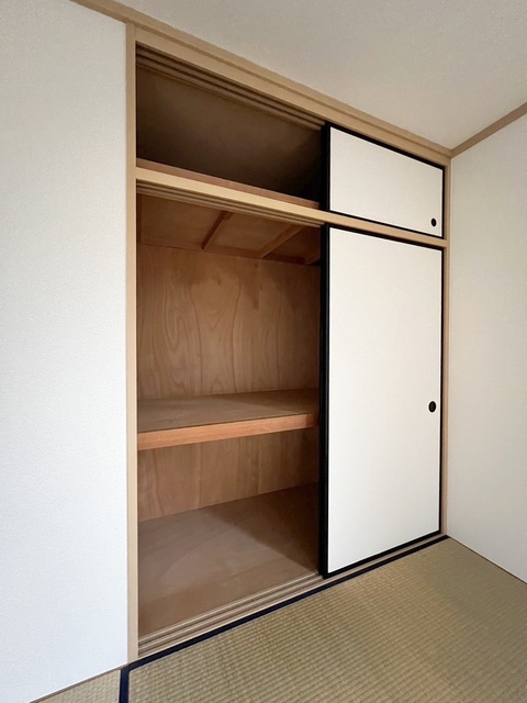 収納　天袋付きの和室収納