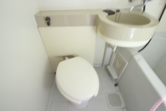 トイレ　※別部屋の写真です