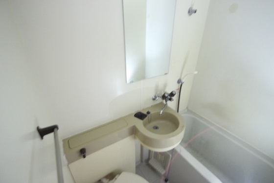 洗面設備　※別部屋の写真です