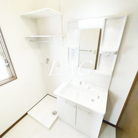 洗面設備　洗面台です。