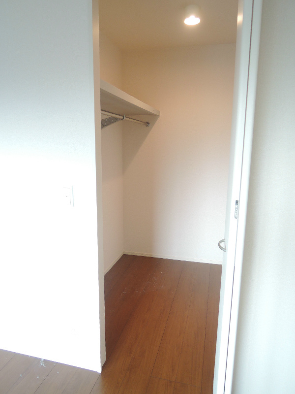 収納　ウォークインクローゼット