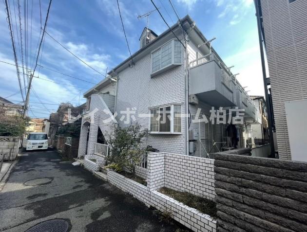 建物外観　落ち着いた雰囲気の外観です