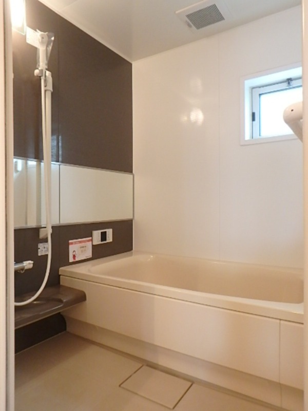 バス・シャワールーム　図面と現状に相違がある場合には現状を優先