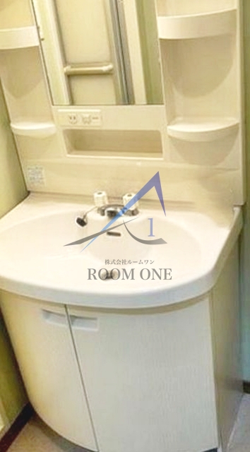 洗面設備　独立洗面台です。