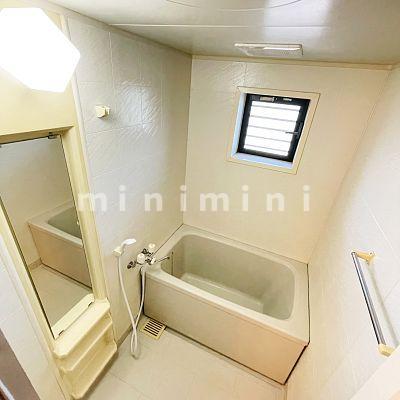 バス・シャワールーム　※写真は別号室のものですので現状優先とさせていただきます