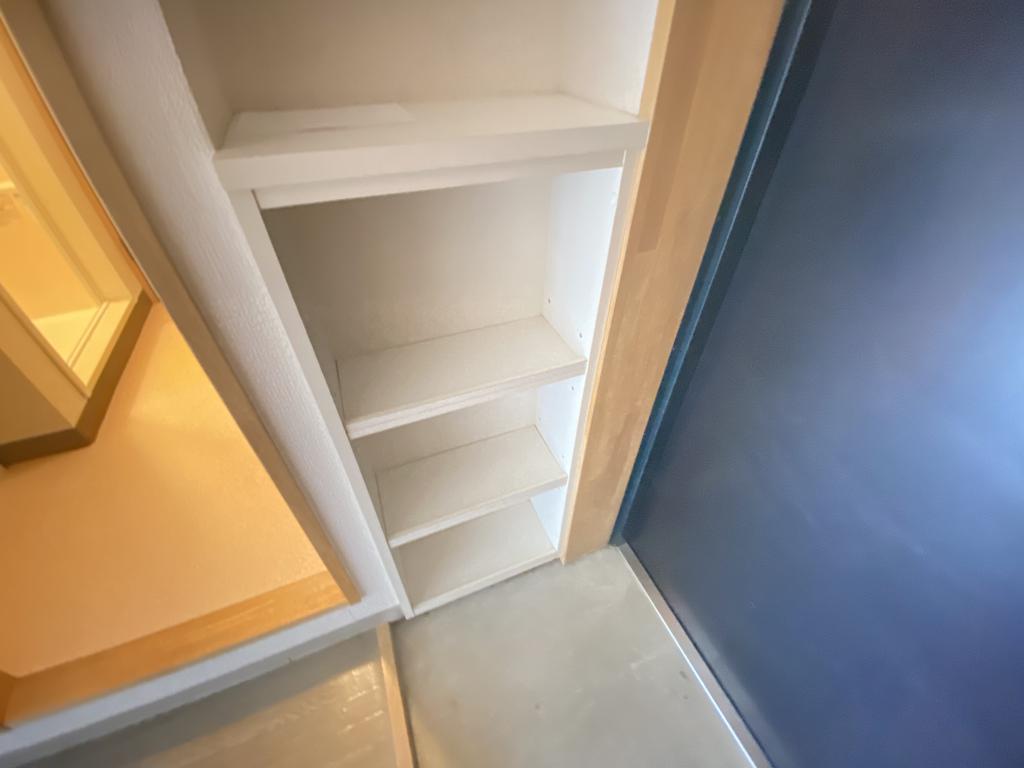 玄関　同物件・別部屋の写真です。