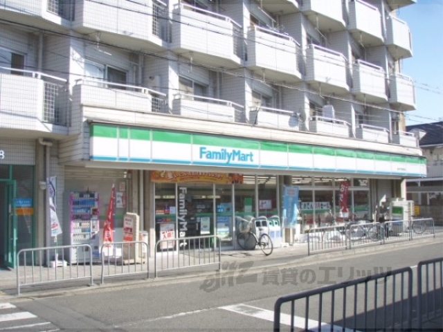 コンビニ　ファミリーマート竹田駅前店（コンビニ）まで250m