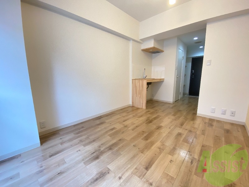 居室・リビング　こちらは洋室になります。落ち着いた雰囲気ですね。