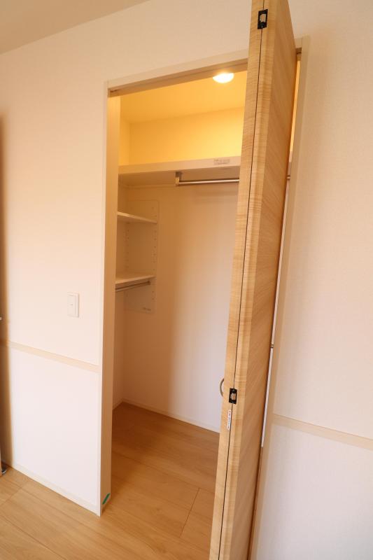 収納　洋室6帖の収納