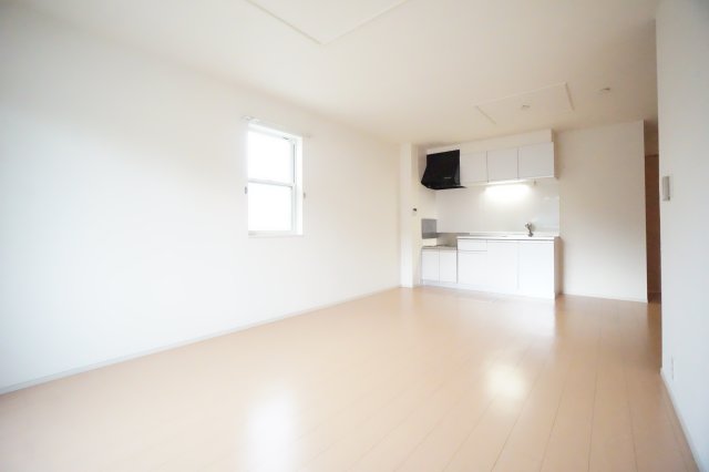 居室・リビング　※同物件・同タイプの写真です。