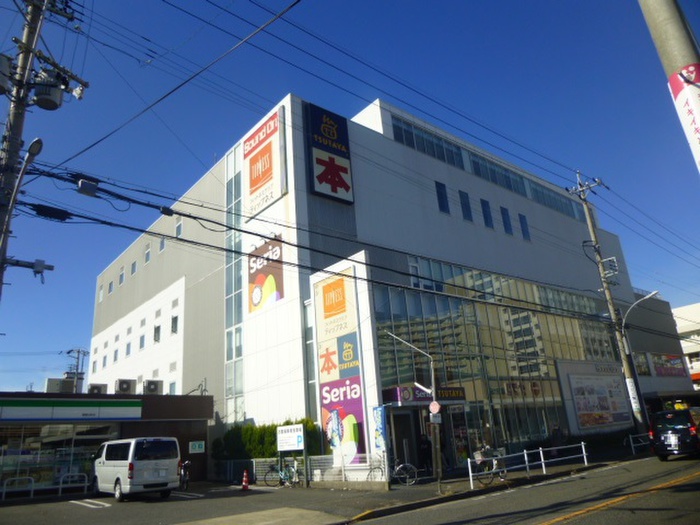 その他　TSUTAYA瑠璃光町店（その他）まで366m