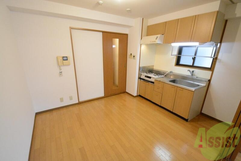 居室・リビング　明るいダイニングです