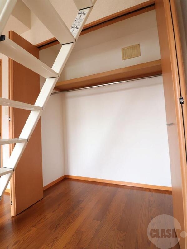 収納　広めのクローゼット