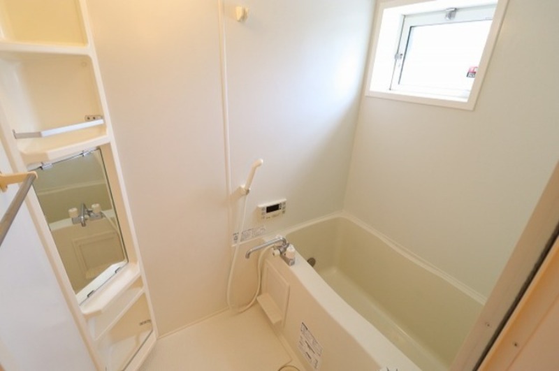 バス・シャワールーム　図面と現状に相違がある場合には現状を優先