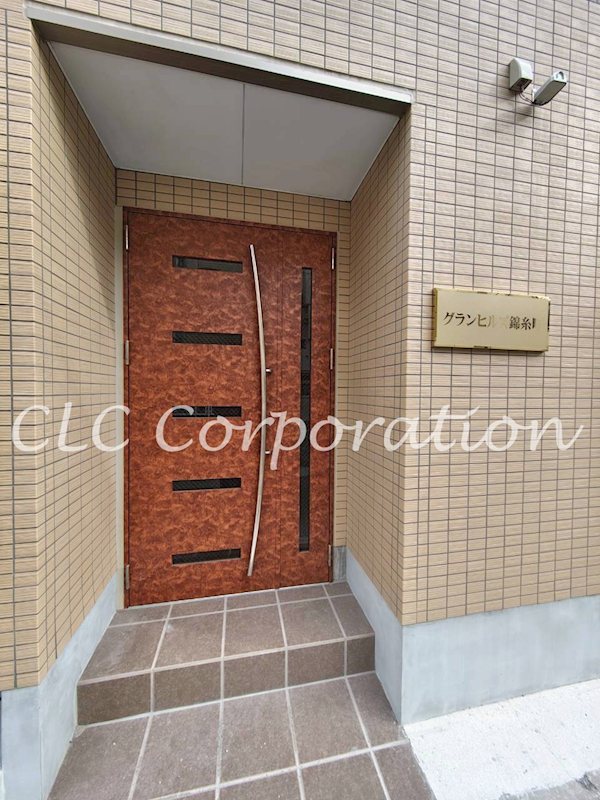 エントランス　。