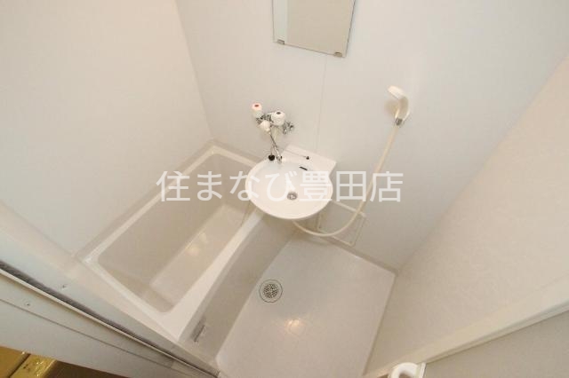 バス・シャワールーム　同型タイプ