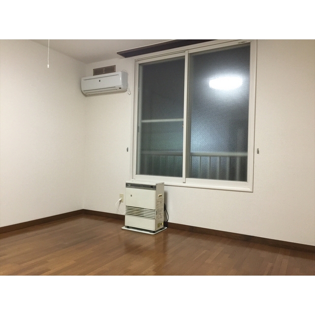 居室・リビング　洋室（8帖）の様子