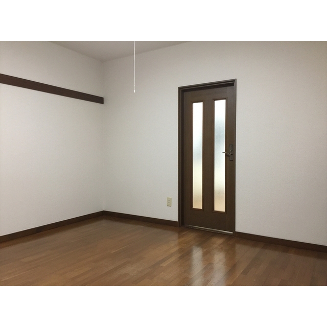 居室・リビング　洋室（8帖）の様子