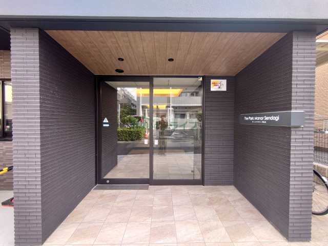 エントランス　ザ・パークマナー千駄木