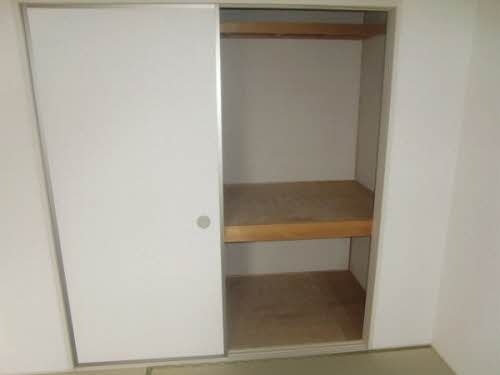 収納　イメージ反転