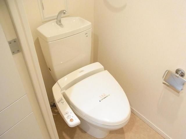 トイレ　洗浄機能付きトイレ