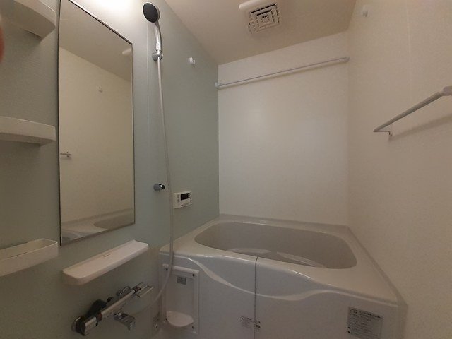 バス・シャワールーム　きれいなお風呂です