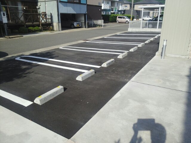 駐車場　駐車場があります