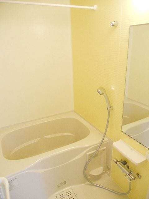 バス・シャワールーム　★お問い合わせはタウンハウジング本厚木店まで★