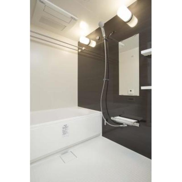 バス・シャワールーム　※写真は同タイプ住戸です。