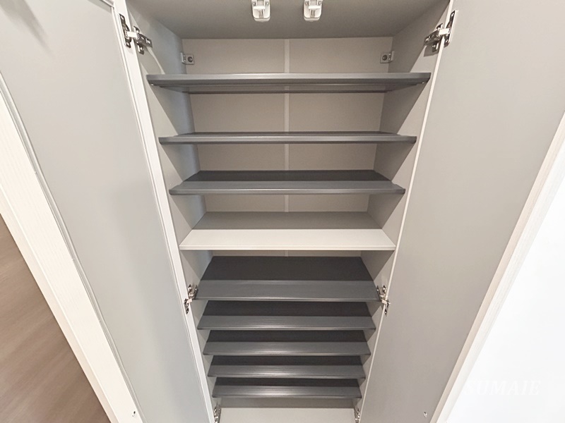 収納　玄関収納です