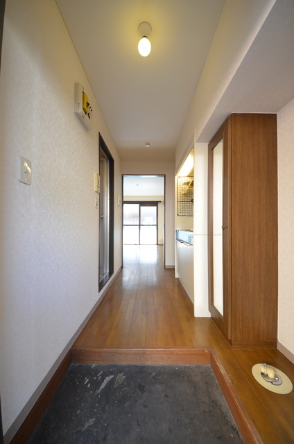 玄関　★玄関周りも窮屈になりません★