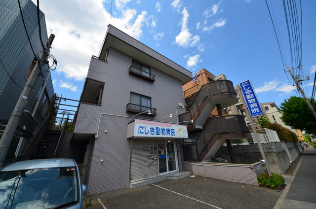 建物外観　★緑の多い、住みよいエリアに建つシングル物件★