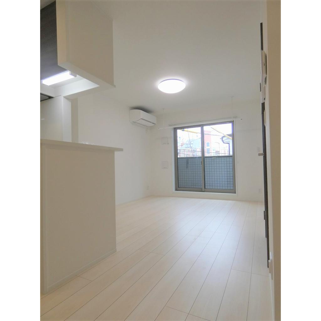 居室・リビング　ゆったり過ごせる居間です