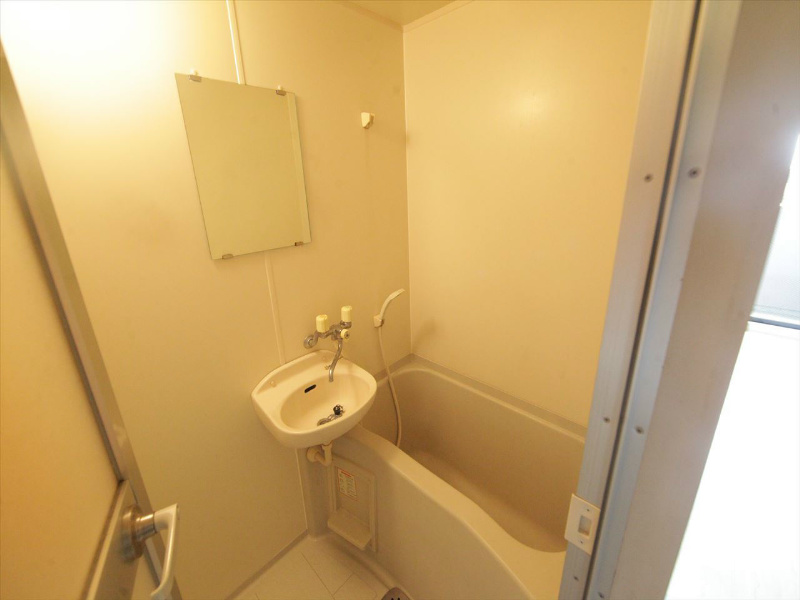 バス・シャワールーム　バスルーム（お風呂トイレ別）