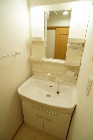 洗面設備　忙しい朝には欠かせない洗面所です