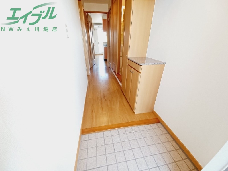 玄関　同タイプ反転