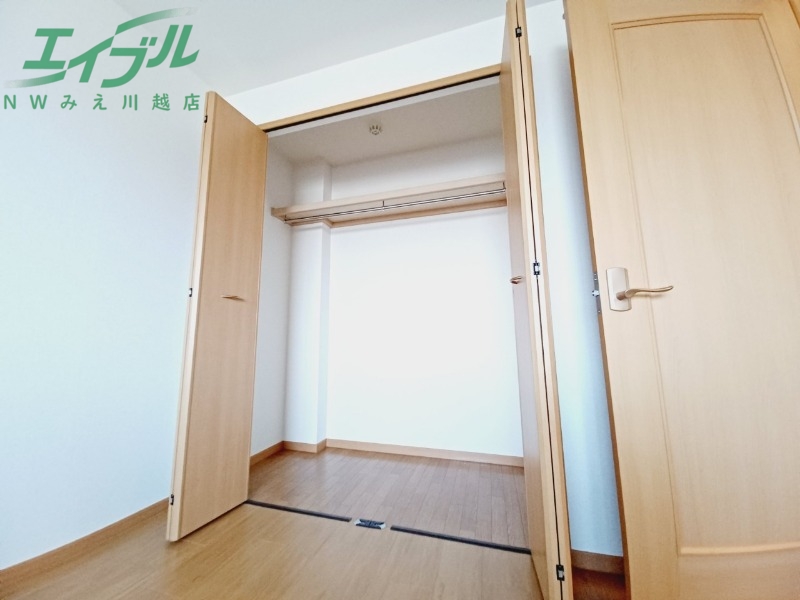 収納　同タイプ反転