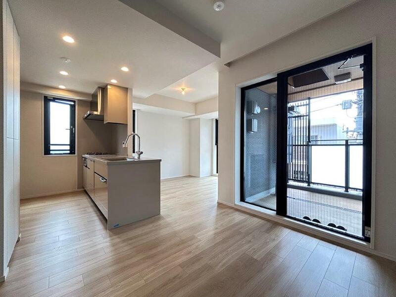 居室・リビング　※別部屋の参考写真です。