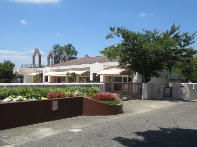 幼稚園・保育園　東山こども園（幼稚園・保育園）まで790m