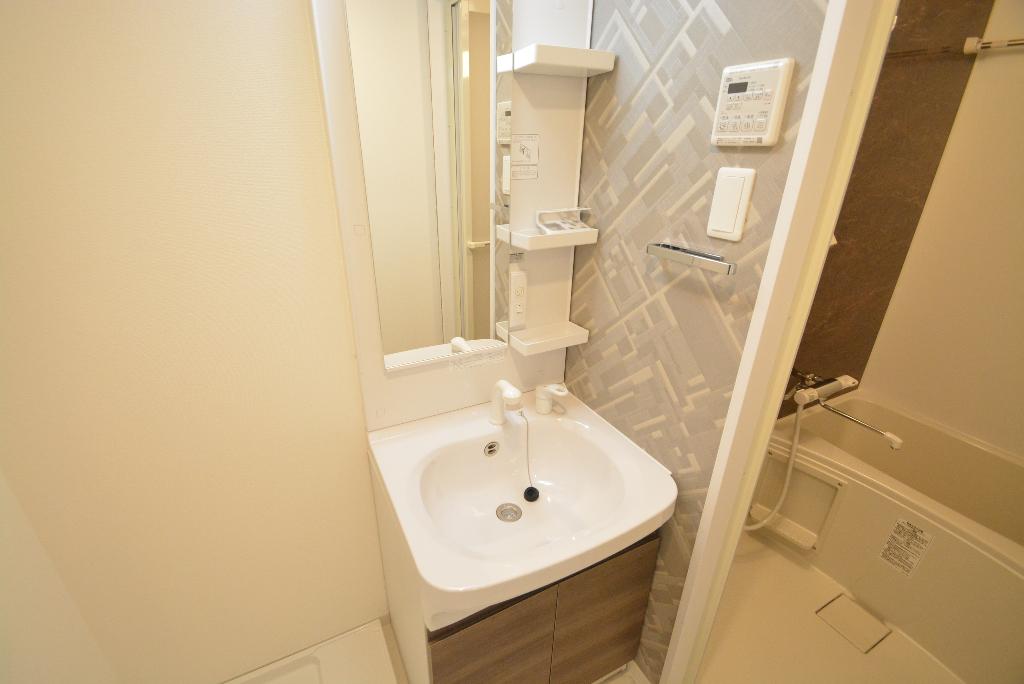 洗面設備　洗髪洗面化粧台