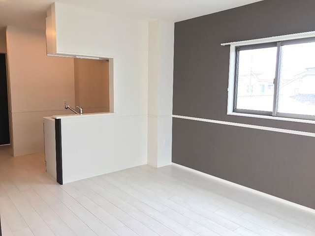 居室・リビング　明るいお部屋です。