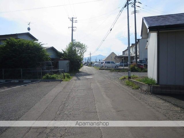 その他　前面道路（その他）まで0m