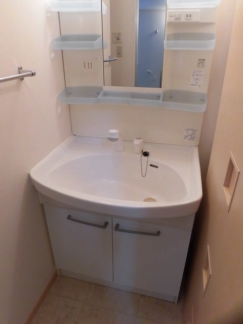 洗面設備　洗髪洗面化粧台