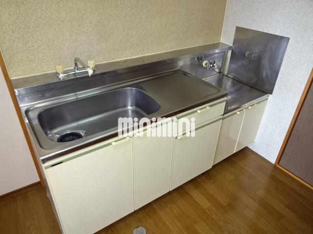 キッチン　２口コンロが置けます