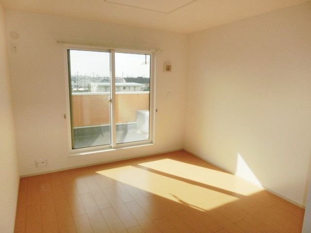 居室・リビング　明るく開放感のあるリビング！