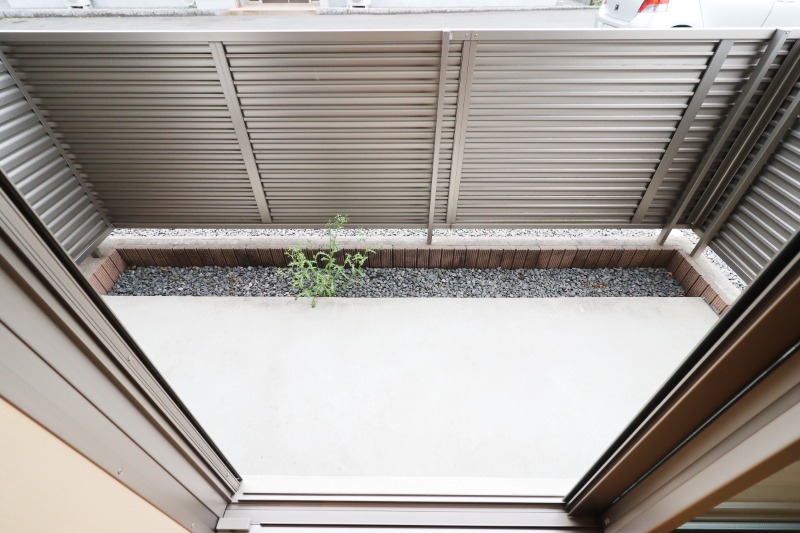 バルコニー　図面と現状に相違がある場合には現状を優先